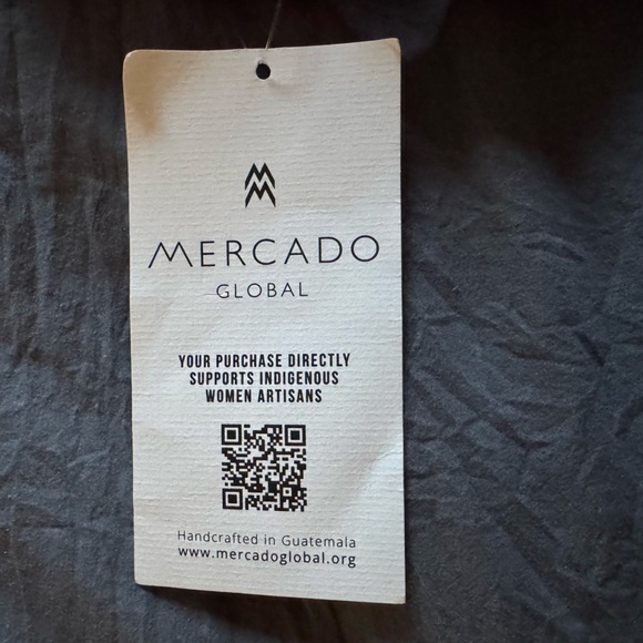 Mercado Global Rosa Tote & Cristina Cosmetic Pouch in Raspberry Paleta - Picture 5 of 16